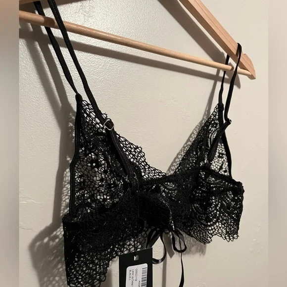 Nasty Gal Lace Up Detail Longline Bralette NWT - Picture 9 of 10